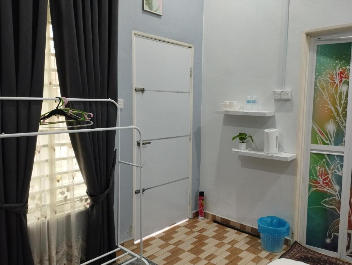 Отель Inap Idaman 3 Near Hospital Usm Kubang Kerian Кота-Бару Экстерьер фото